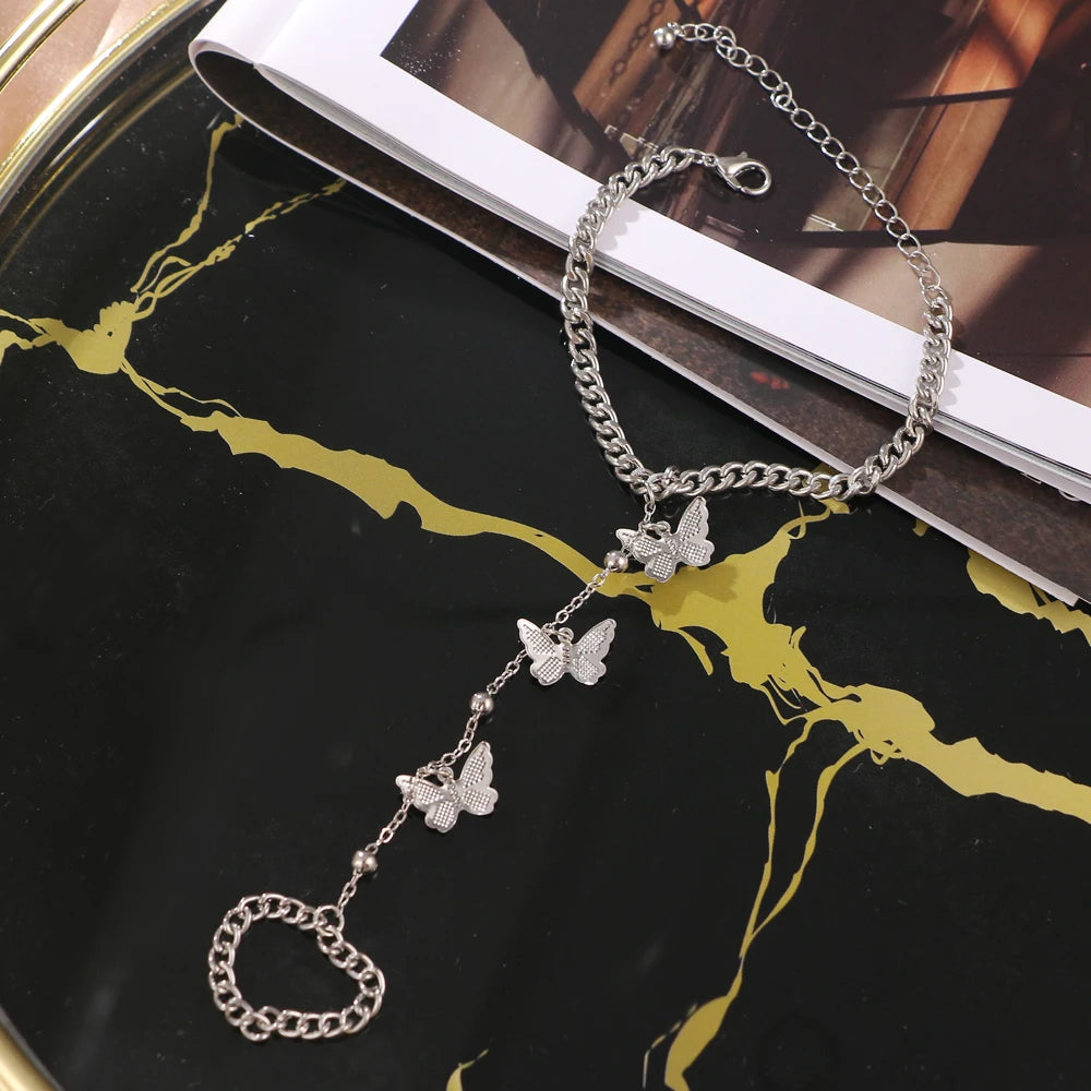IPARAM Women's Butterfly Bracelet Vintage Simple Chain Butterfly Charm Finger Bracelet Fashion Charm Jewelry