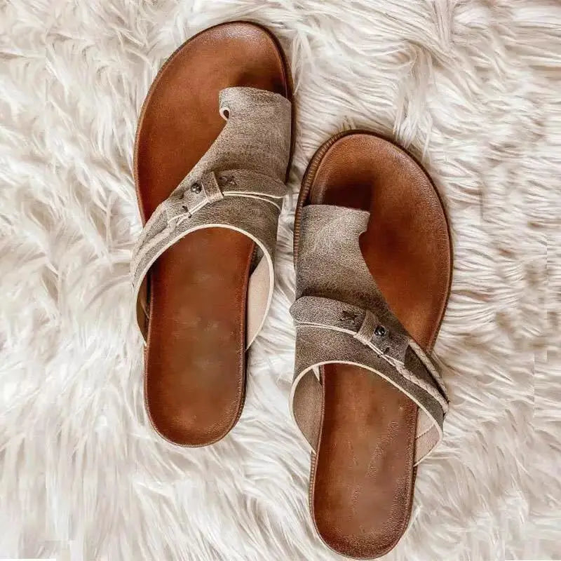 Women's Glitter Flat Sandals New Trend Korean Style Ruizi Beach PU Leather Toe Clip Casual Slides EVA Insole Walking Slippers