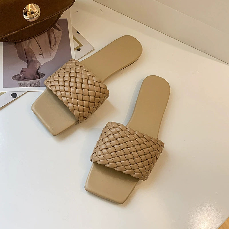 Summer New Arrival Home Sandals Non Slip Platform Slippers Female Flat Flip-Flops Beach Outdoor Sandals Female Fashion