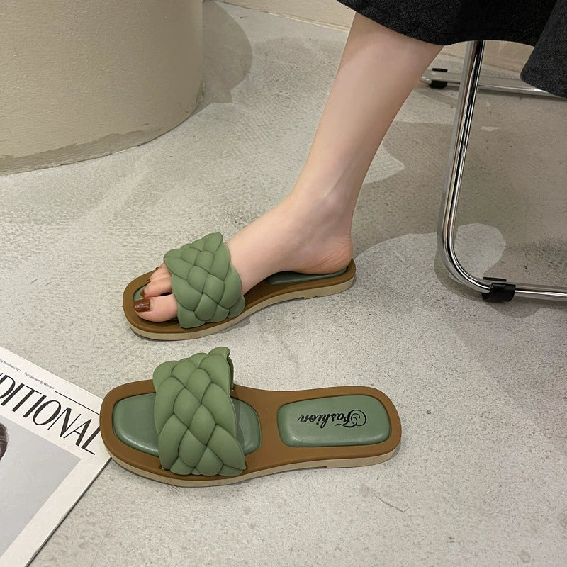 Summer New Arrival Home Sandals Non Slip Platform Slippers Female Flat Flip-Flops Beach Outdoor Sandals Female Fashion