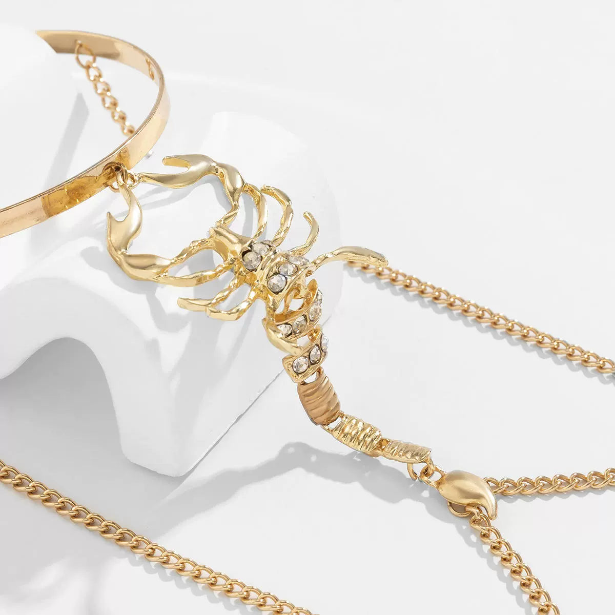 Fashion Waist Chain Ornament Punk Diamond-Embedded Geometric Tassel Animal Bracelet Stylish Scorpion Three-Dimensional Opening Bracelet Women