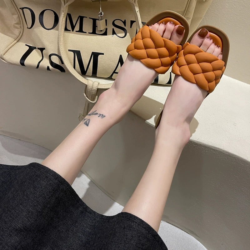 Summer New Arrival Home Sandals Non Slip Platform Slippers Female Flat Flip-Flops Beach Outdoor Sandals Female Fashion