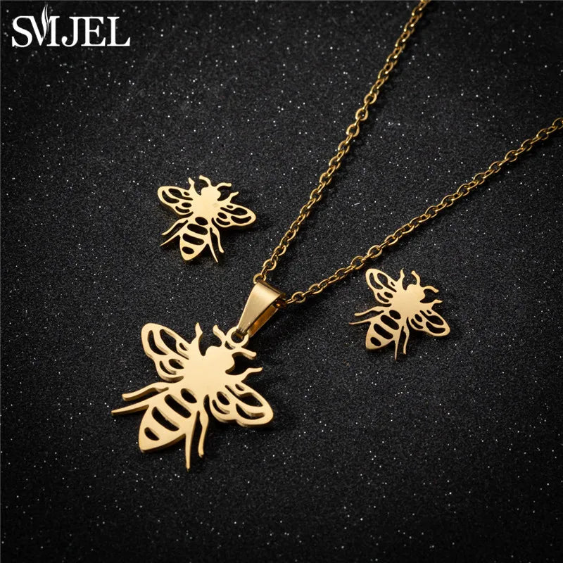 Korea Style Stainless Steel Butterfly Jewelry Sets for Women Cartoon Bee Insect Pendant Necklace Girls Summer Beach Wedding