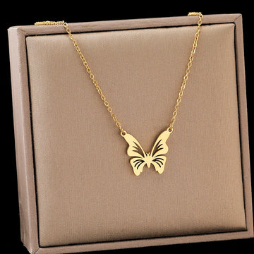 Stainless Steel Necklaces Exquisite Elegant Butterfly Pendant Choker Chain Fashion Chic Necklace For Women Jewelry Friend Gifts
