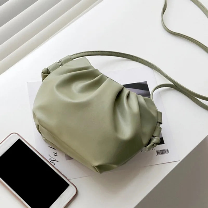 Women’s Pleated Cloud Shoulder Bag – Mini Solid Color Crossbody Handbag with Zipper