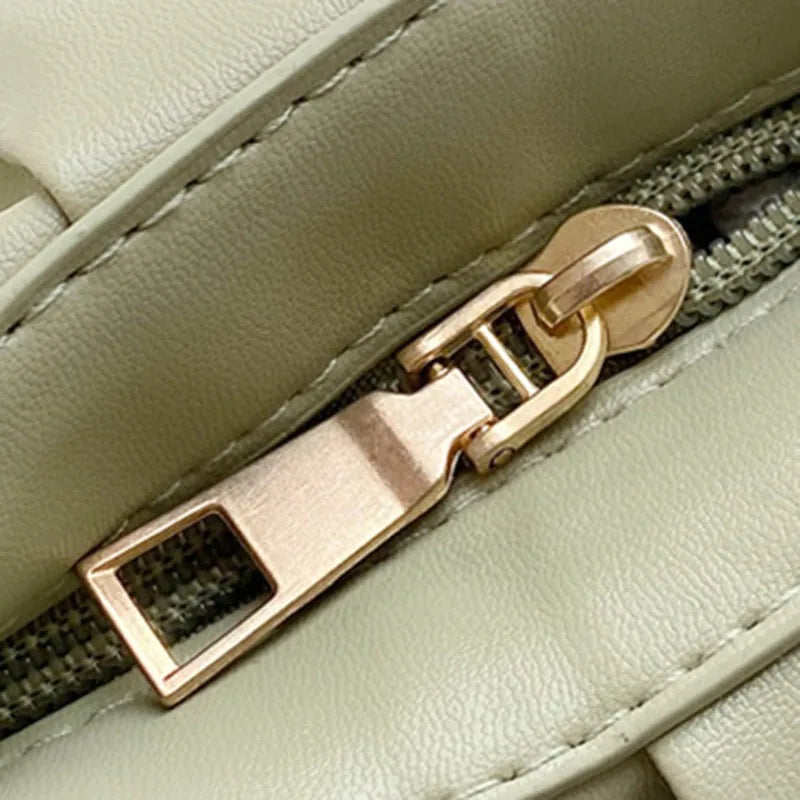 Women’s Pleated Cloud Shoulder Bag – Mini Solid Color Crossbody Handbag with Zipper