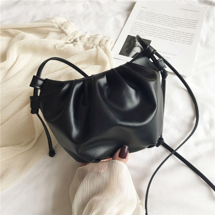 Women’s Pleated Cloud Shoulder Bag – Mini Solid Color Crossbody Handbag with Zipper