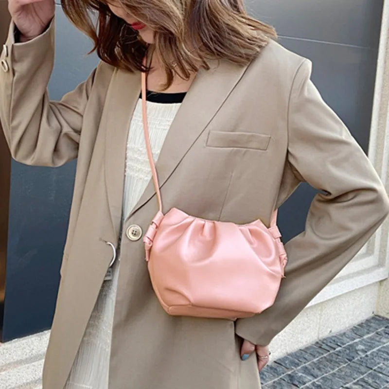 Women’s Pleated Cloud Shoulder Bag – Mini Solid Color Crossbody Handbag with Zipper