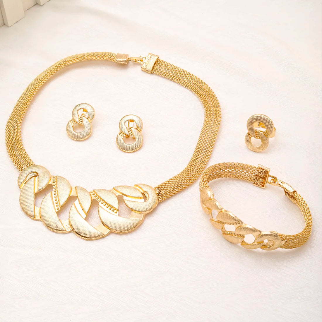 Gold Color Jewelry Sets for Women Bridal Indian Necklace Set Nigerian Choker Necklace Wedding Bracelet Earring Ring