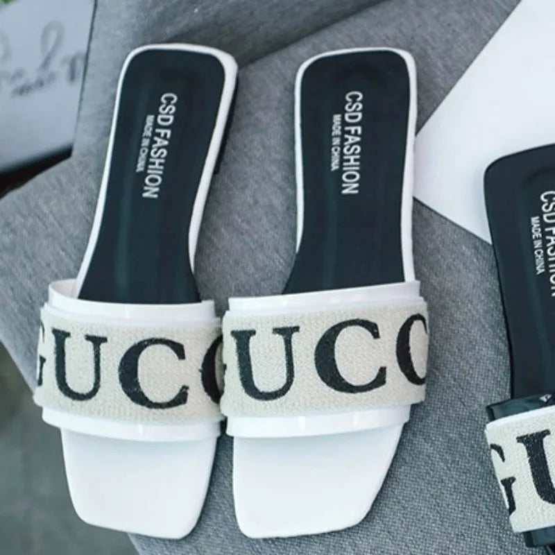 Women Slippers Spring and Summer Letters Plus Size Flat Shoes Leisure and Comfortable Outdoor Beach Roman Sandals Slippers.