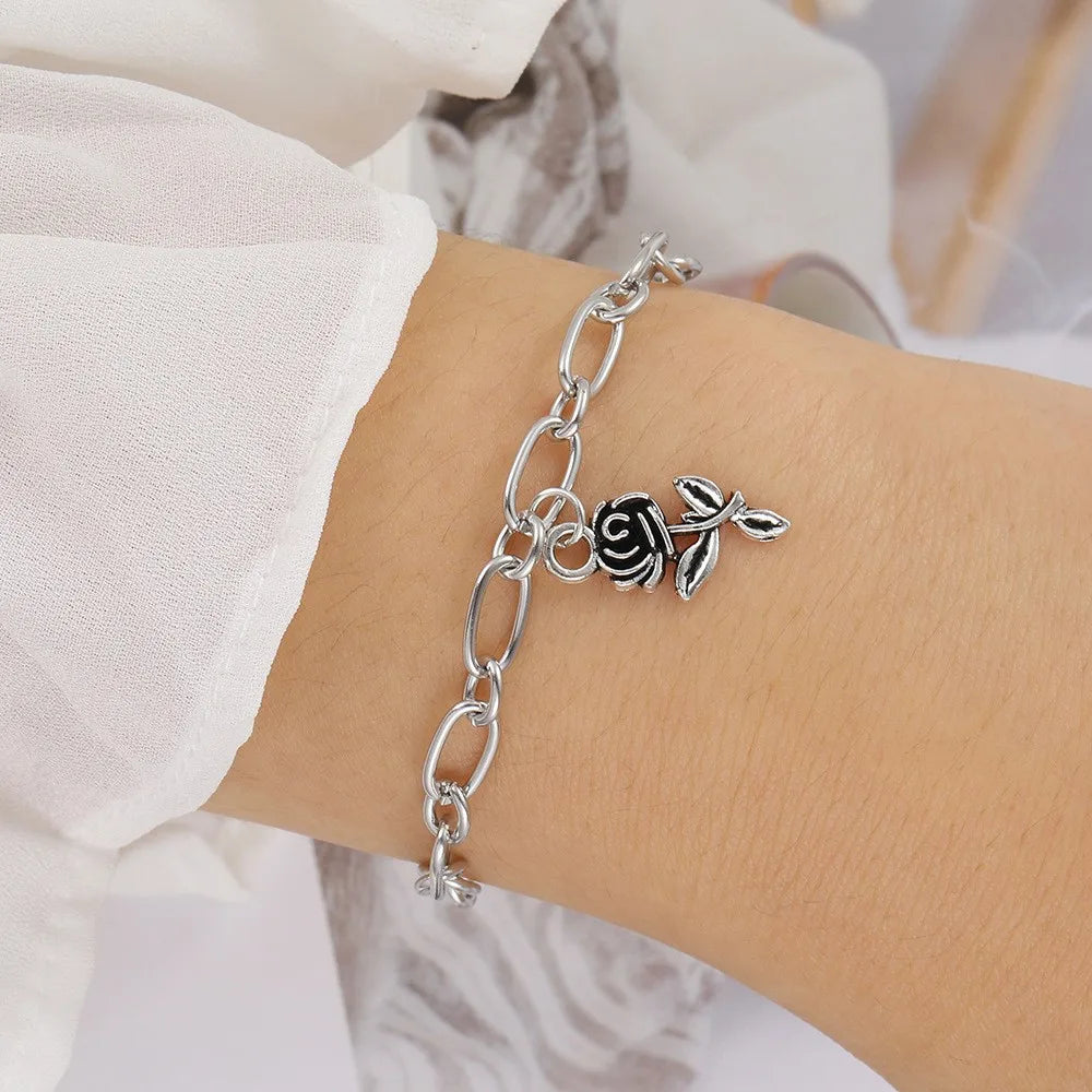 Y2K Zircon Ins Bracelets for Women Korean Fashion Sweet Girls Sparkling Hollow Heart Delicate Chain Bracelet Party Jewelry