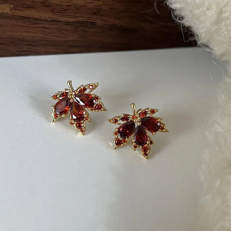 Red Gem Maple Leaf Stud Earrings for Women New Fashion Light Luxury Earrings Retro Simple Crystal Earrings Jewelry