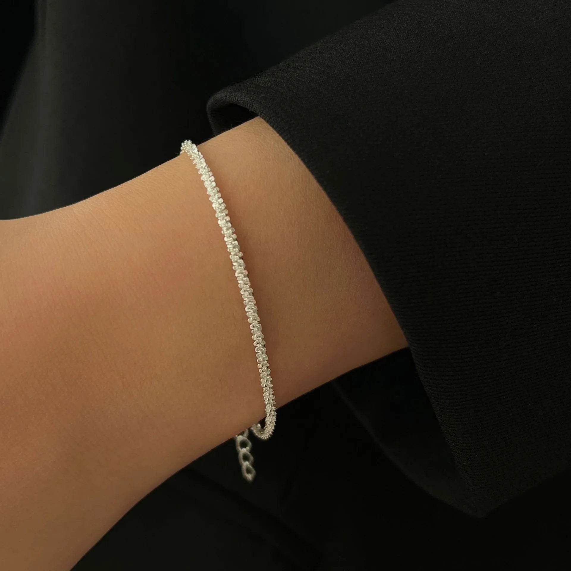 Y2K Zircon Ins Bracelets for Women Korean Fashion Sweet Girls Sparkling Hollow Heart Delicate Chain Bracelet Party Jewelry