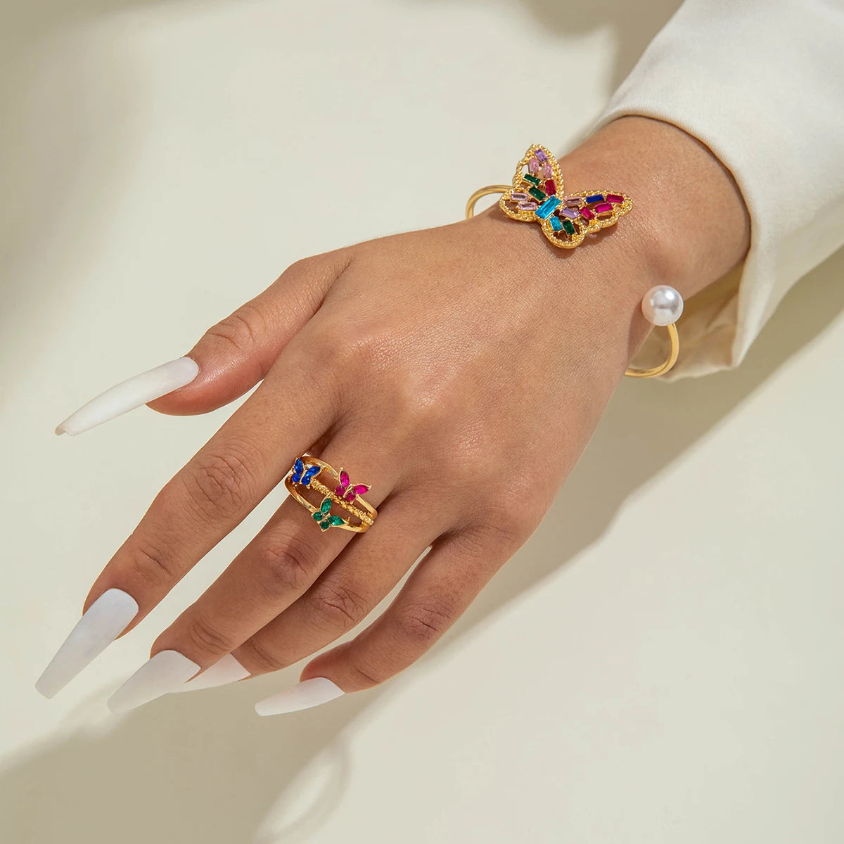 Fashiona Colored Rhinestone Butterfly Flower Imitation Pearl Irregular Ring Bracelet set Suitable for women