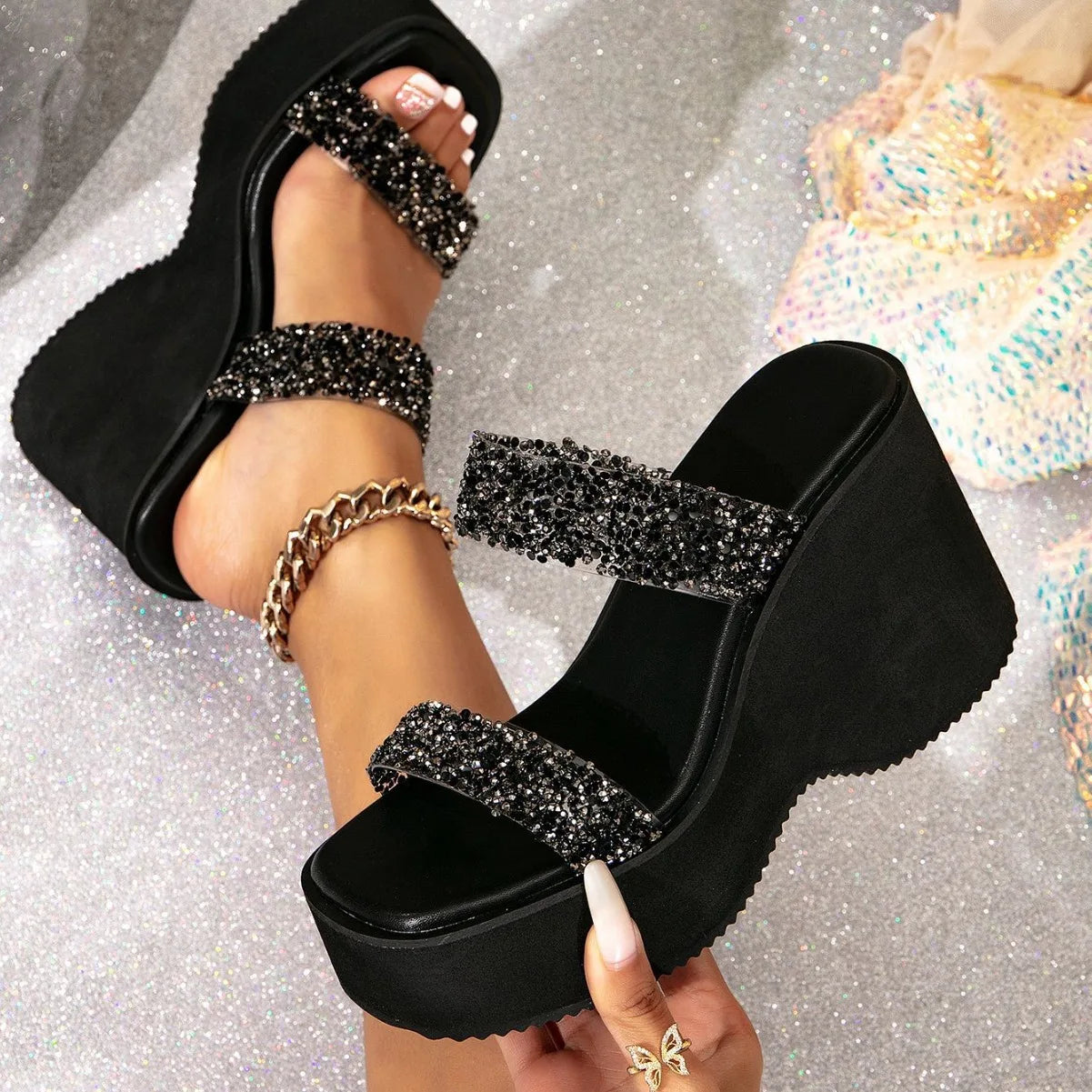 Women’s Wedge Platform Flip-Flops – Leopard Print PU Slides with Low Heel