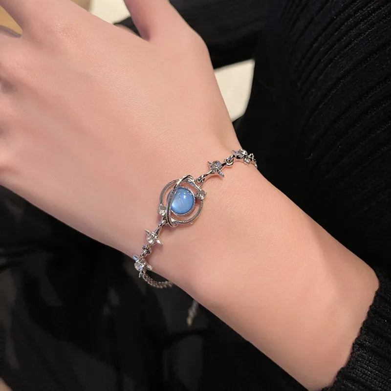 Y2K Zircon Ins Bracelets for Women Korean Fashion Sweet Girls Sparkling Hollow Heart Delicate Chain Bracelet Party Jewelry