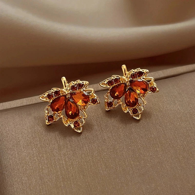 Red Gem Maple Leaf Stud Earrings for Women New Fashion Light Luxury Earrings Retro Simple Crystal Earrings Jewelry