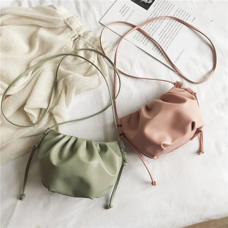 Women’s Pleated Cloud Shoulder Bag – Mini Solid Color Crossbody Handbag with Zipper