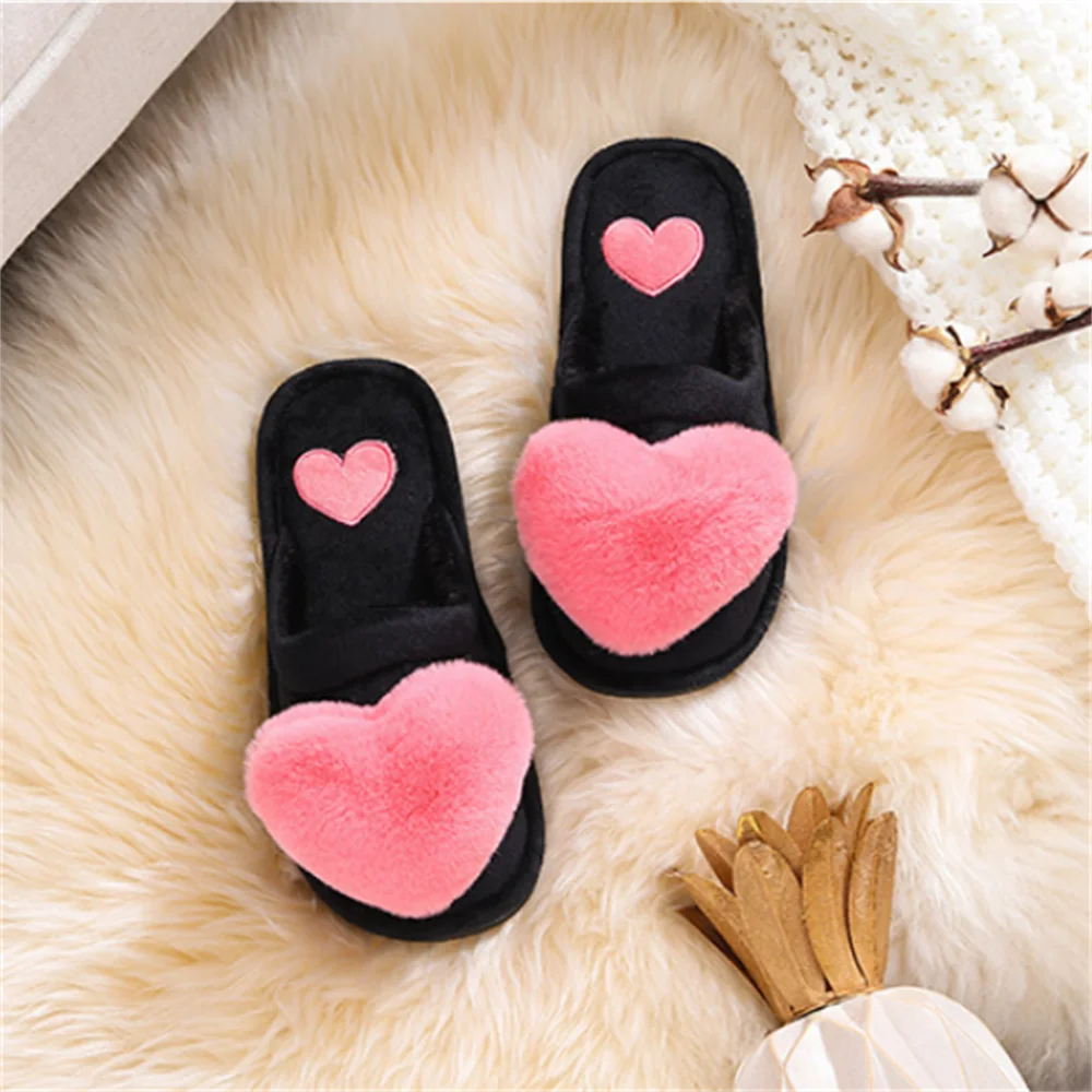 Women’s Plush Heart Slippers – Warm Indoor Non-Slip Winter House Shoes
