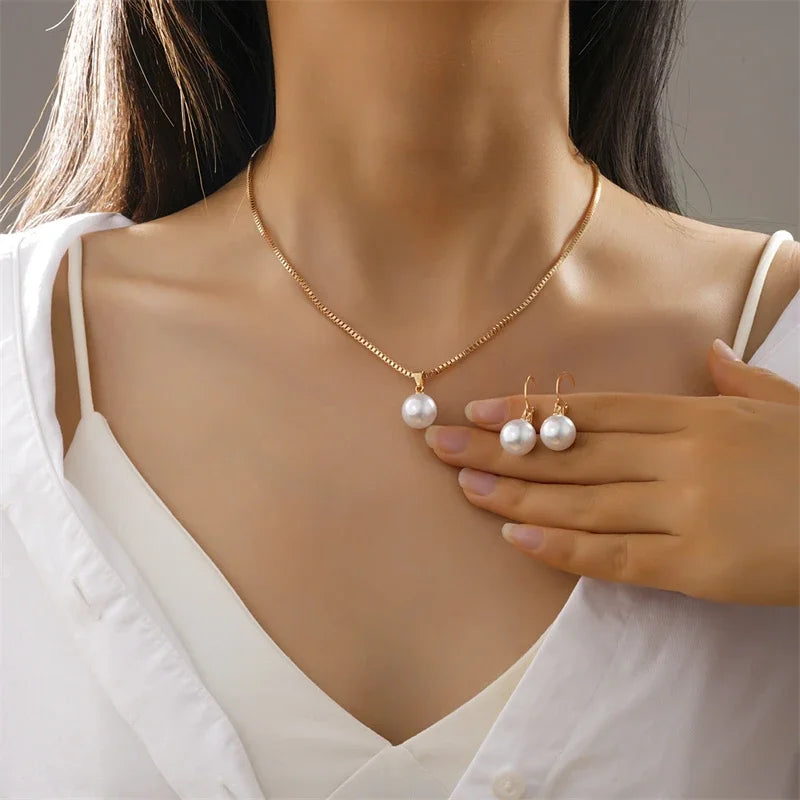 Elegant Imitation Pearl Pendant Jewelry Set for Women Vintage Gold Color Chain Necklace Earring Girl Wedding Party Gifts