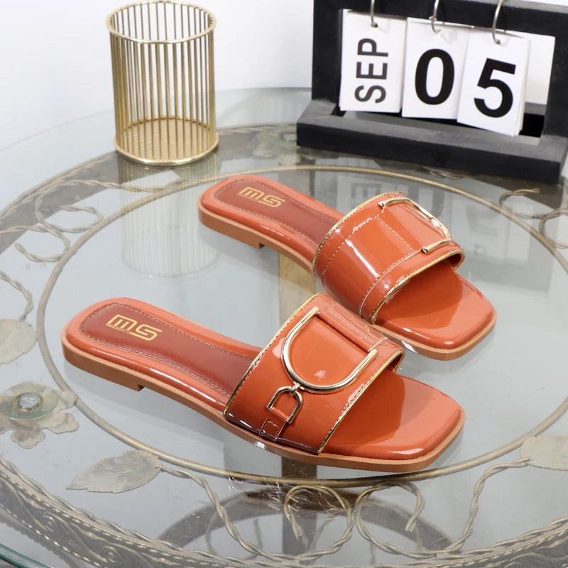 Women's slippers in summer 2025 metal flat bottom wear new fashion square toe outdoor low heel women's shoes fashionable
